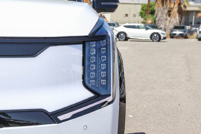 Used 2026 Kia EV9 Land w/ Nightfall Edition Package AWD/4WD image 13