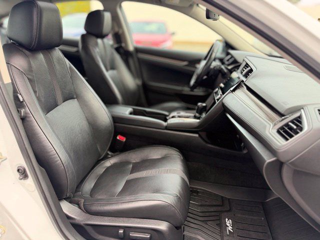 Used 2019 Honda Civic Touring image 25