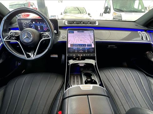 Certified 2022 Mercedes-Benz S 500 4MATIC w/ AMG Line Package image 16