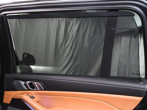 Used 2023 BMW X7 xDrive40i w/ Executive Package image 16