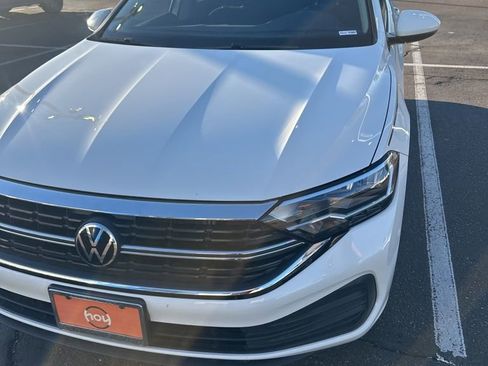 Used 2024 Volkswagen Jetta S image 3