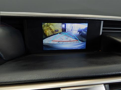 Used 2019 Lexus IS 300 F Sport image 31