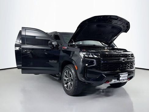 Used 2023 Chevrolet Suburban Z71 AWD/4WD image 28