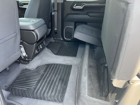 Used 2023 GMC Sierra 1500 Elevation image 18