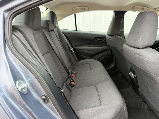 Used 2025 Toyota Corolla LE FWD image 29