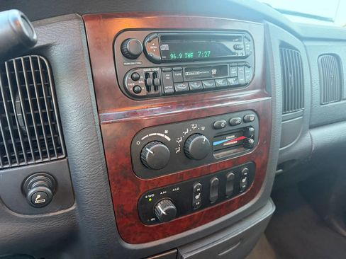 Used 2002 Dodge Ram 1500 Truck 4x4 Quad Cab image 12