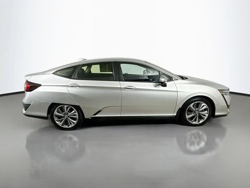 Used 2018 Honda Clarity Touring image 7