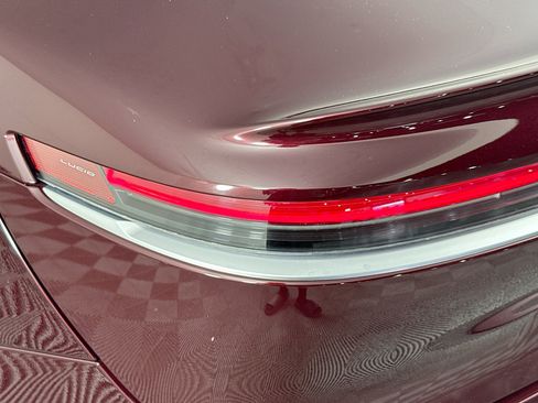 Used 2024 Lucid Air Touring image 33