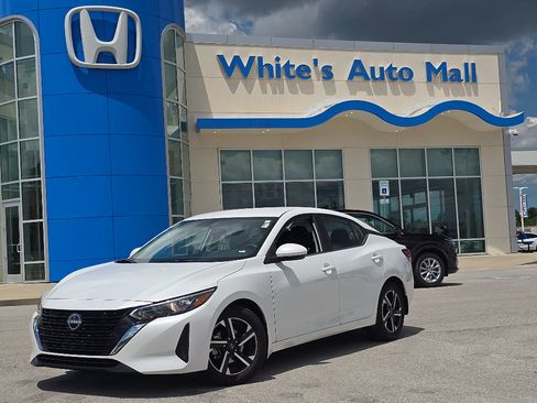 Used 2024 Nissan Sentra SV FWD image 33
