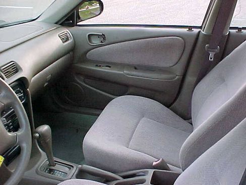 Used 1999 Chevrolet Prizm w/ Preferred Equipment Group 3 FWD image 35