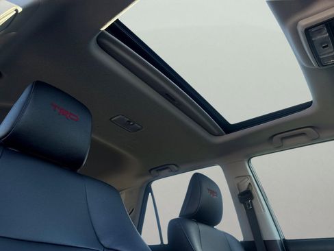 Certified 2023 Toyota 4Runner TRD Off-Road Premium image 22