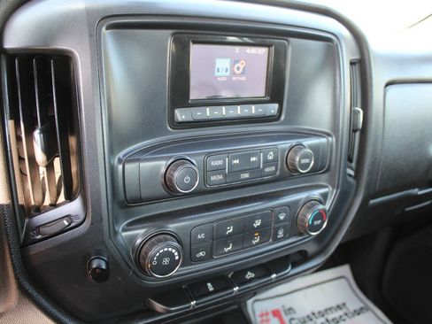 Used 2015 Chevrolet Silverado 2500 W/T AWD/4WD image 13