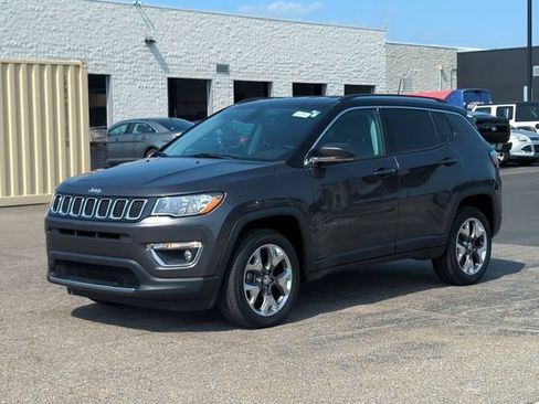 Used 2020 Jeep Compass Limited AWD/4WD image 7