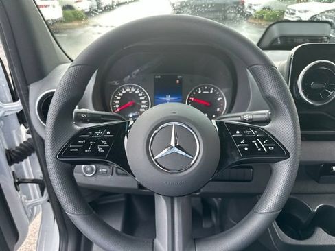 New 2026 Mercedes-Benz Sprinter 2500 image 17