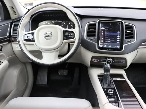 Used 2019 Volvo XC90 T6 Momentum w/ Advanced Package image 34
