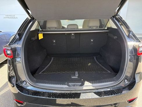 Used 2025 MAZDA CX-5 AWD 2.5 S w/ Preferred Package image 3