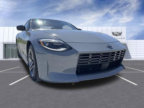 Used 2024 Nissan Z Sport w/ Floor Mat Package RWD image 8