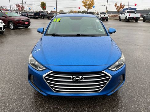 Used 2017 Hyundai Elantra SE w/ SE A/T Tech Package 03 image 10