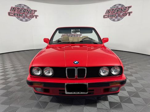 Used 1991 BMW 325i Convertible RWD image 20
