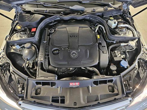 Used 2013 Mercedes-Benz C 300 Sport image 9