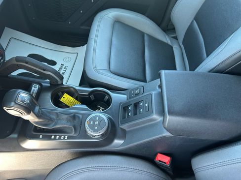 Used 2024 Ford Bronco Big Bend AWD/4WD image 19