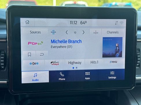 Used 2021 Ford Explorer XLT w/ Equipment Group 202A AWD/4WD image 43