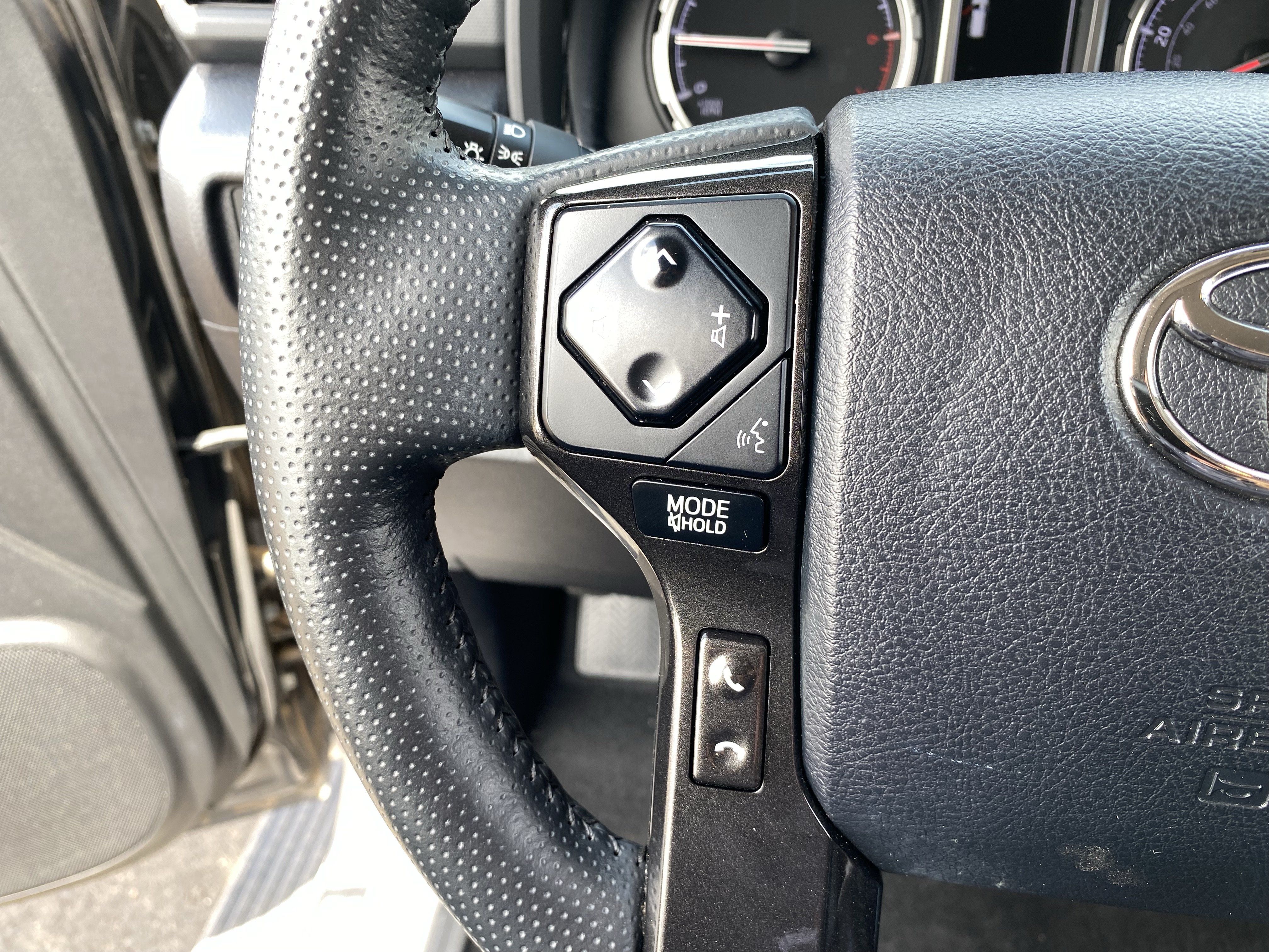 Used 2024 Toyota 4Runner TRD Off-Road Premium w/ Moonroof Package AWD/4WD image 28