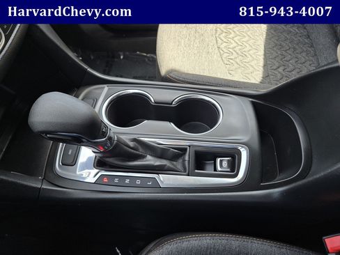 Used 2023 Chevrolet Equinox LT AWD/4WD image 11