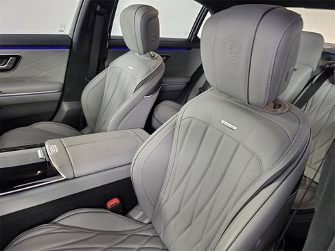 Used 2025 Mercedes-Benz S 63 AMG S image 11