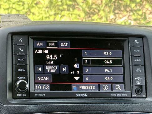 Used 2017 Dodge Grand Caravan SE FWD image 10