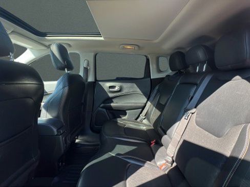 Used 2020 Jeep Compass Latitude image 7