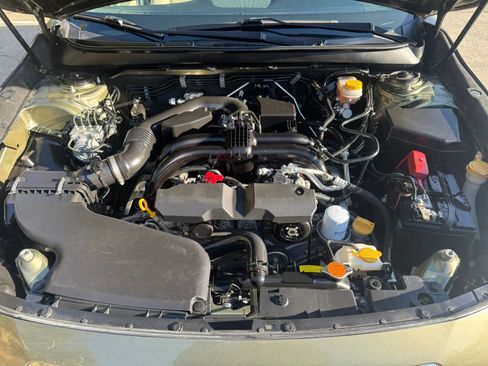 Used 2016 Subaru Outback 2.5i Limited AWD/4WD image 32