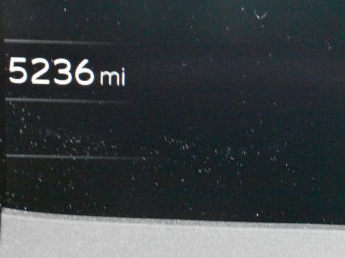 Used 2024 Toyota Prius XLE image 24