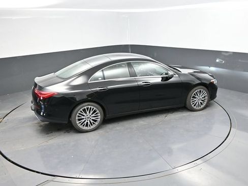Used 2025 Mercedes-Benz CLA 250 image 34