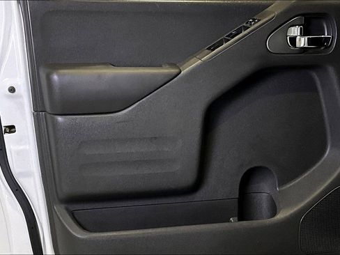 Used 2019 Nissan Frontier PRO-4X image 21
