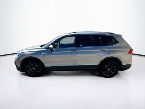 Used 2024 Volkswagen Tiguan SE AWD/4WD image 4