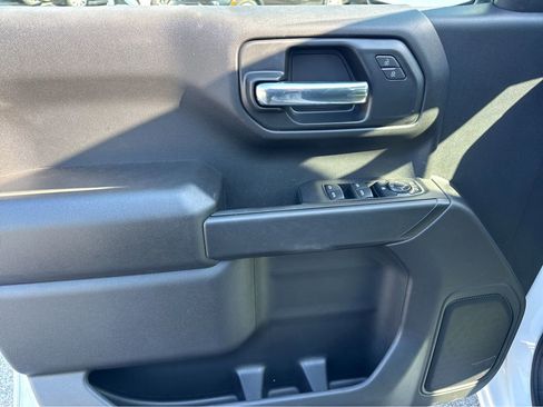 New 2026 GMC Sierra 1500 Pro w/ Pro Value Package image 9