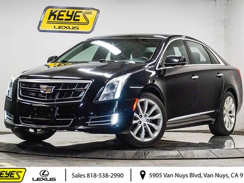 Used 2017 Cadillac XTS Luxury FWD image 1