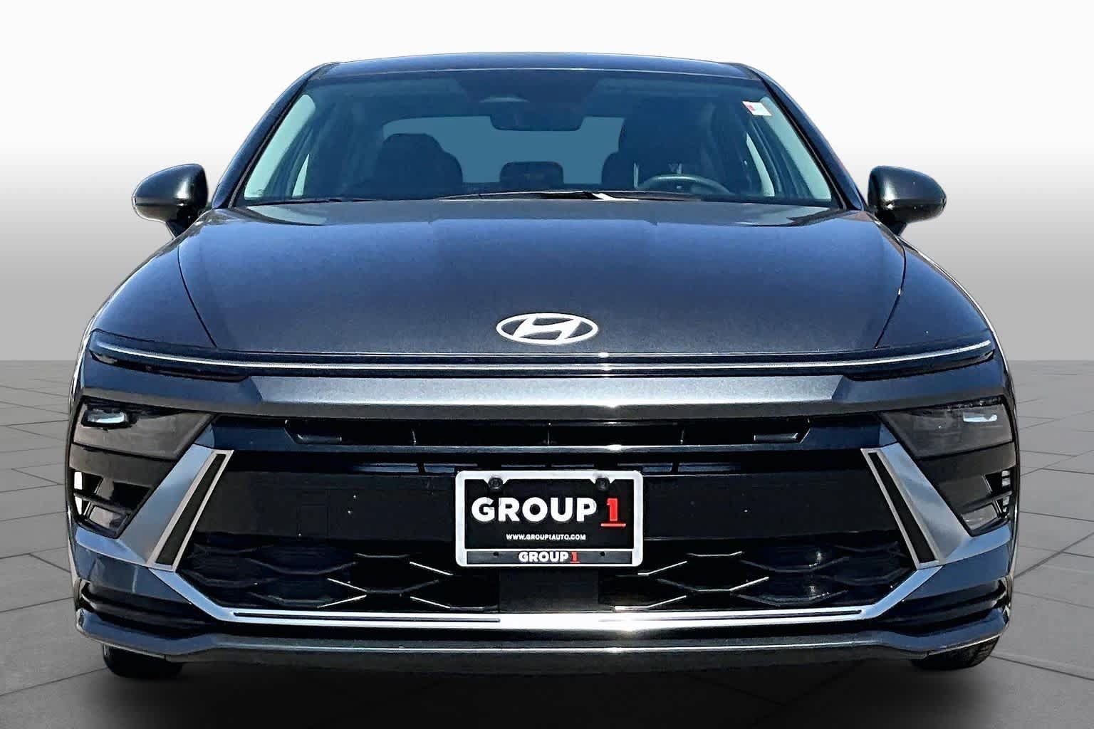 Used 2025 Hyundai Sonata SEL FWD image 4