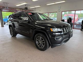 Used 2018 Jeep Grand Cherokee Limited AWD/4WD video 1