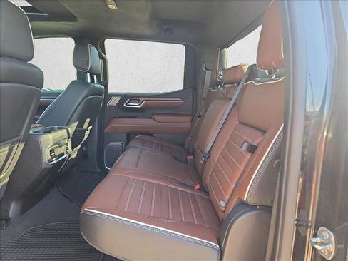 Used 2023 GMC Sierra 1500 Denali Ultimate AWD/4WD image 18