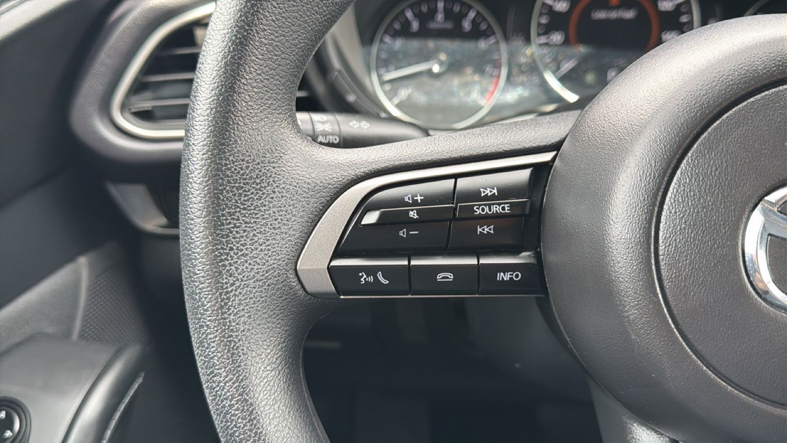 Used 2024 MAZDA CX-30 AWD 2.5 S image 18