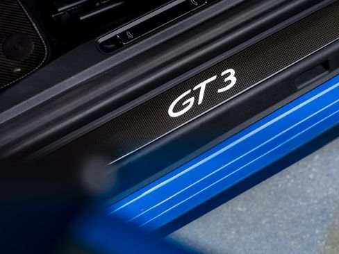 Used 2018 Porsche 911 GT3 RWD image 60