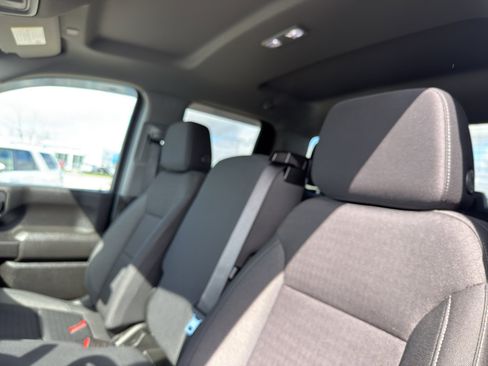 Used 2024 Chevrolet Silverado 2500 Custom w/ Custom Value Package AWD/4WD image 28