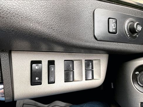 Used 2016 Ford F250 Lariat w/ Lariat Interior Package image 34