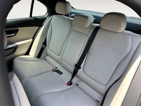 Used 2022 Mercedes-Benz C 300 4MATIC Sedan image 13