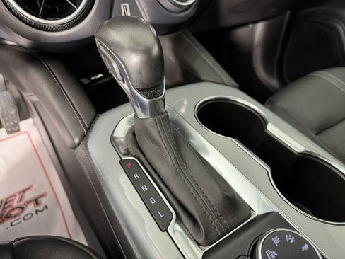 Used 2022 Chevrolet Blazer LT w/ Sound & Technology Package image 22