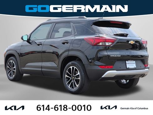 Used 2024 Chevrolet TrailBlazer LT w/ LT Cold Weather Package FWD image 10