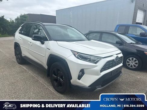 Used 2020 Toyota RAV4 XSE w/ XSE Grade Weather Package AWD/4WD image 1