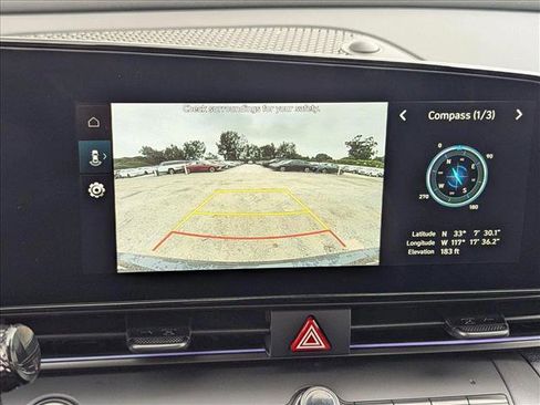 New 2025 Hyundai Elantra SEL image 13